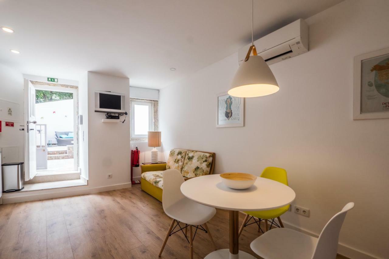 Castle Terrace Exclusive Apartment - Home By The Castle Apartment リスボン エクステリア 写真