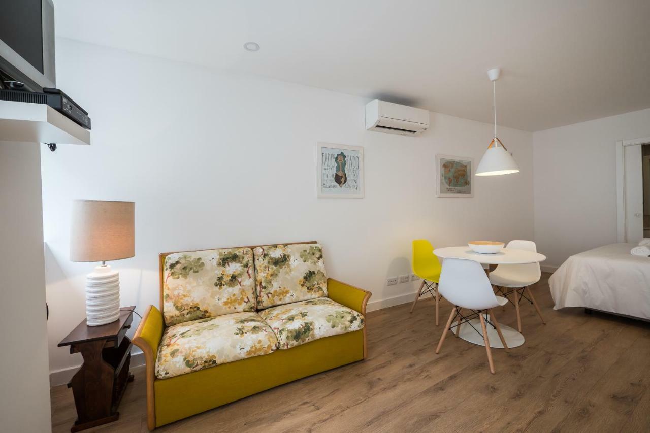 Castle Terrace Exclusive Apartment - Home By The Castle Apartment リスボン エクステリア 写真